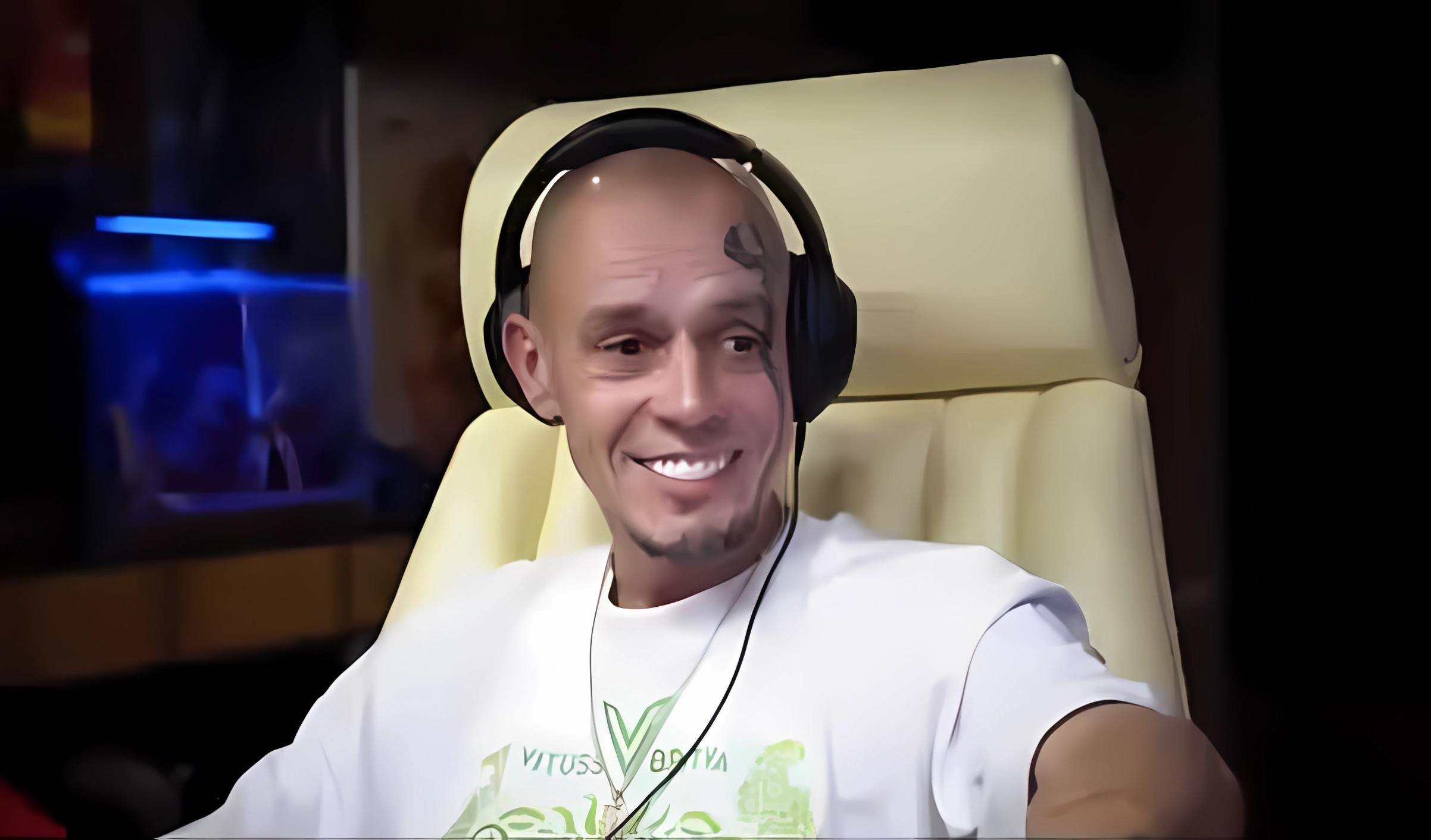 Стример Vituss готовит совместный слот с TrueLab