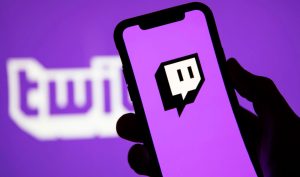 Twitch в РФ под угрозой блокировки из-за штрафов в 70 миллионов рублей